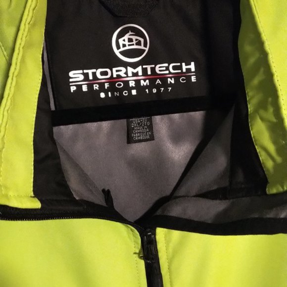 STORMTECH Women's Pulse Softshell NWT 2X - Picture 2 of 5